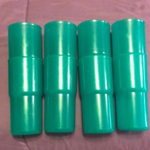Tupperware stackable tumblers green 18oz
